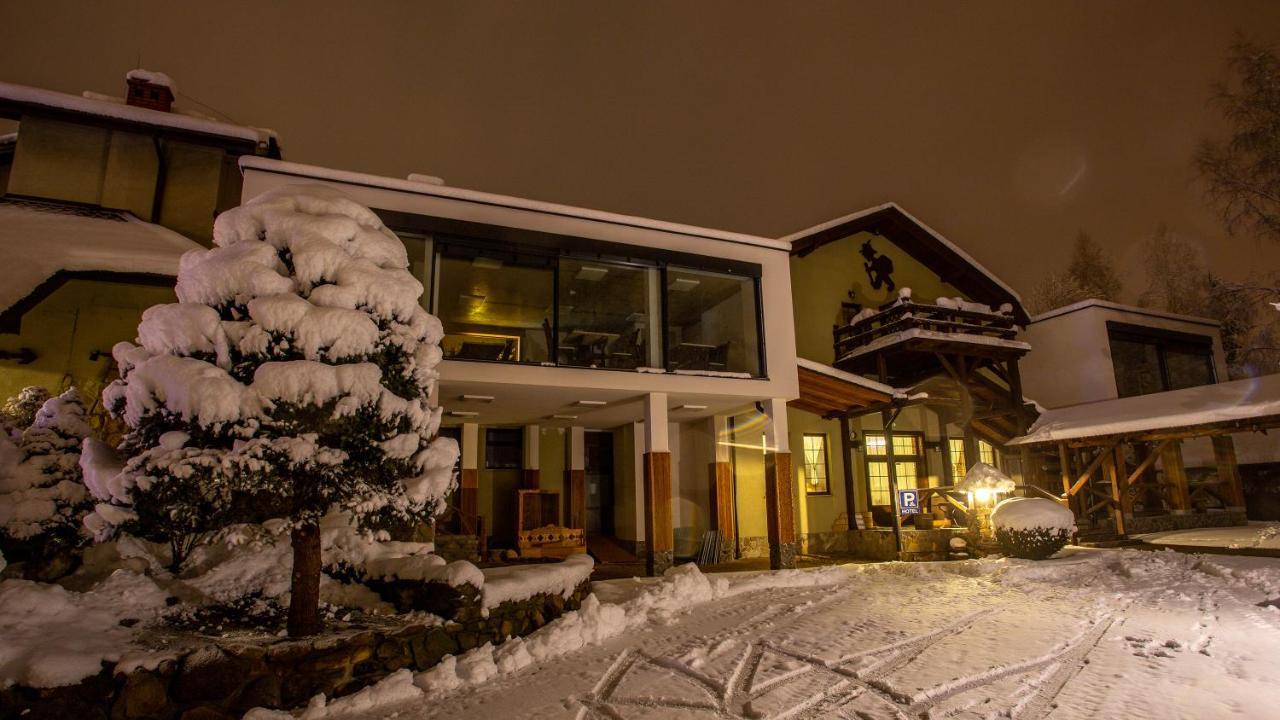 Hotel Restauracja Jas Wedrowniczek Rymanów Dış mekan fotoğraf
