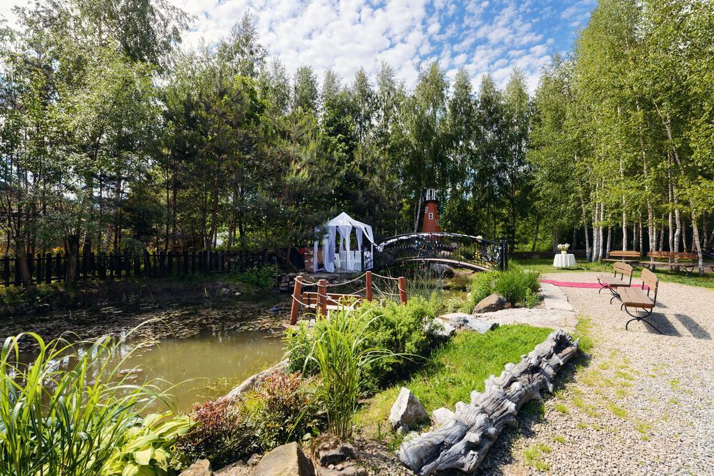 Hotel Restauracja Jas Wedrowniczek Rymanów Dış mekan fotoğraf